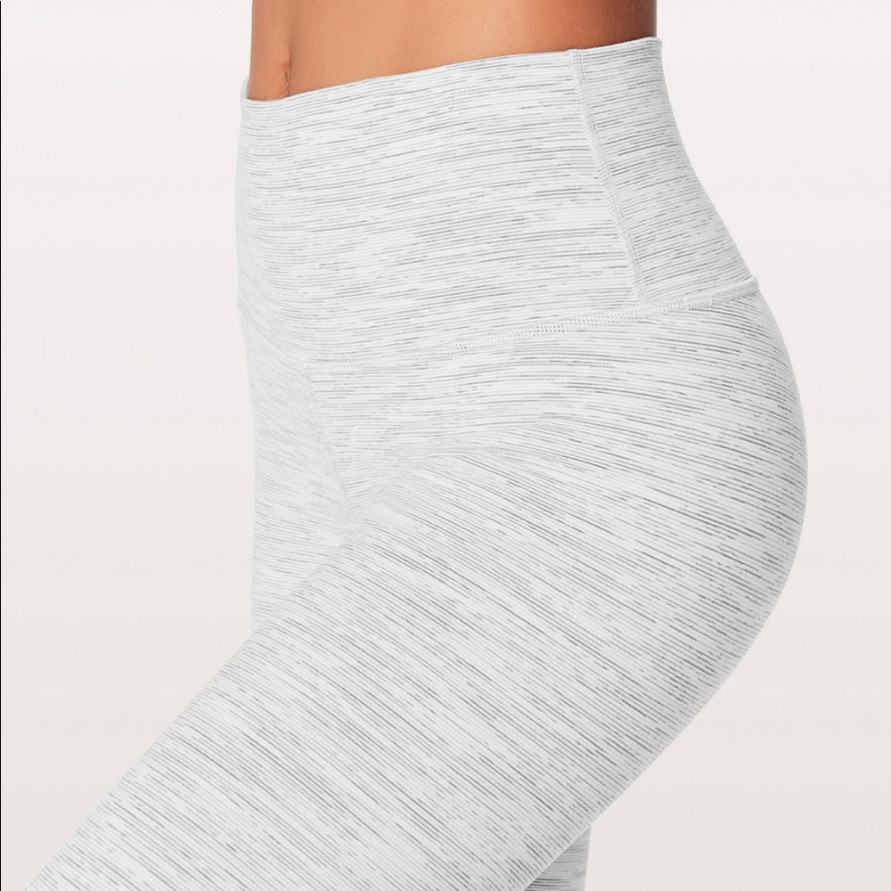 Wunder Under High-Rise Tight 25"